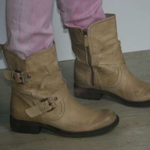 Guess leather harness boots - Picture 2 of 6